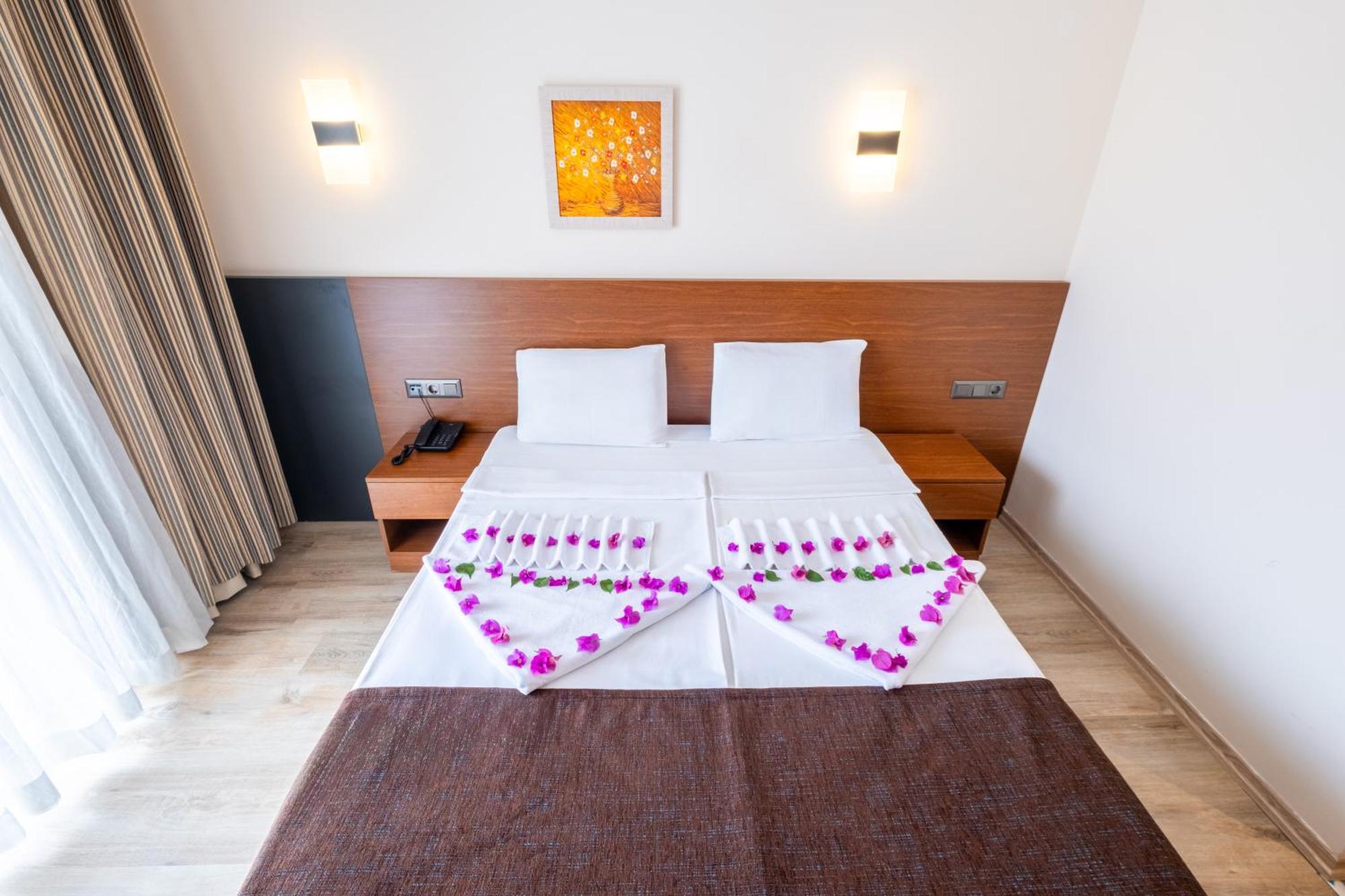 Viking Express Hotel Kemer Luaran gambar