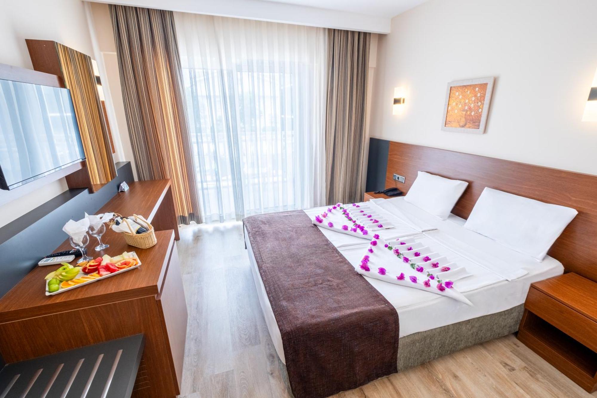 Viking Express Hotel Kemer Luaran gambar